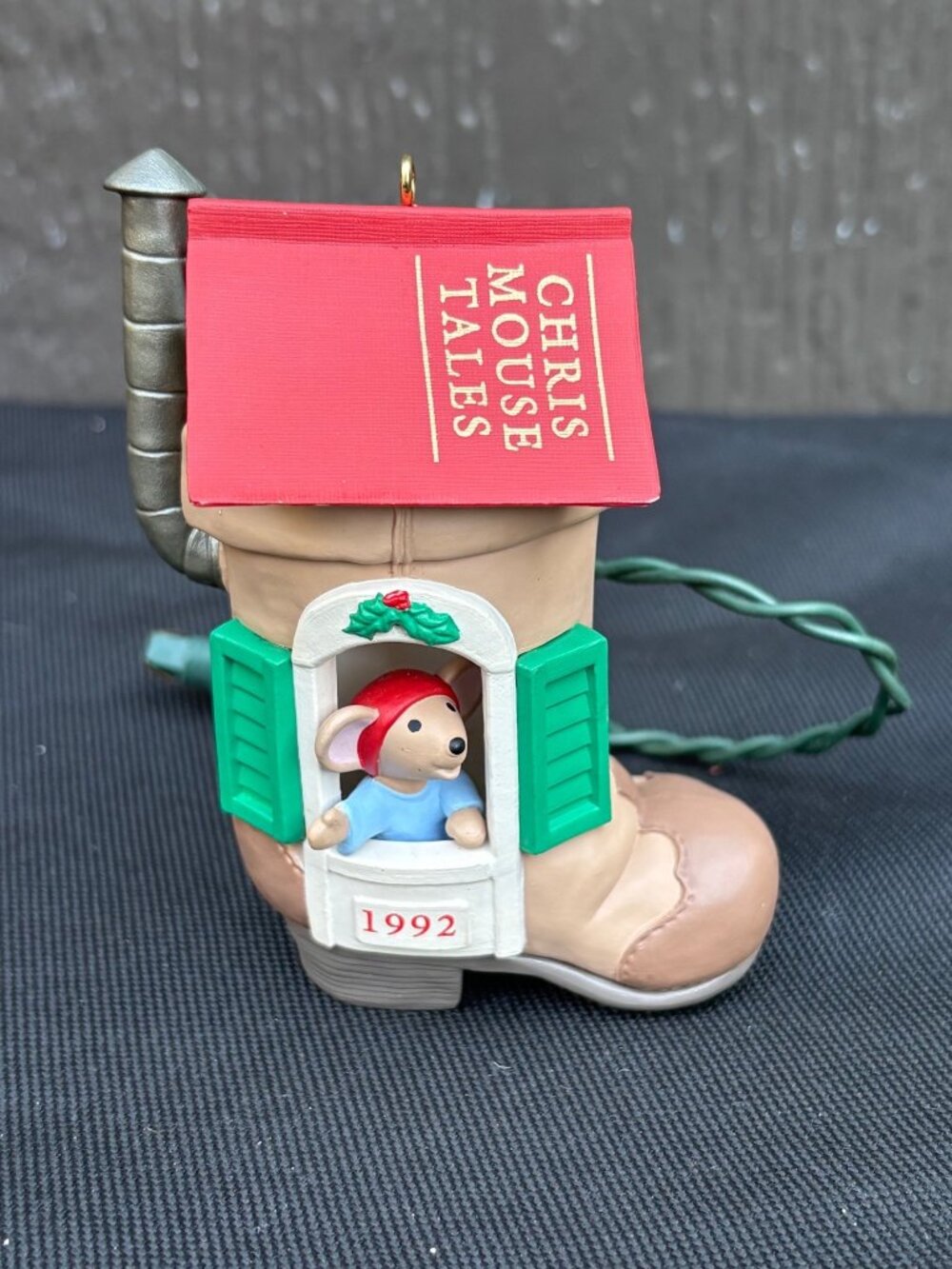 Hallmark Chris Mouse Tales 1992 Boot House Ornament Light Plug-In Christmas